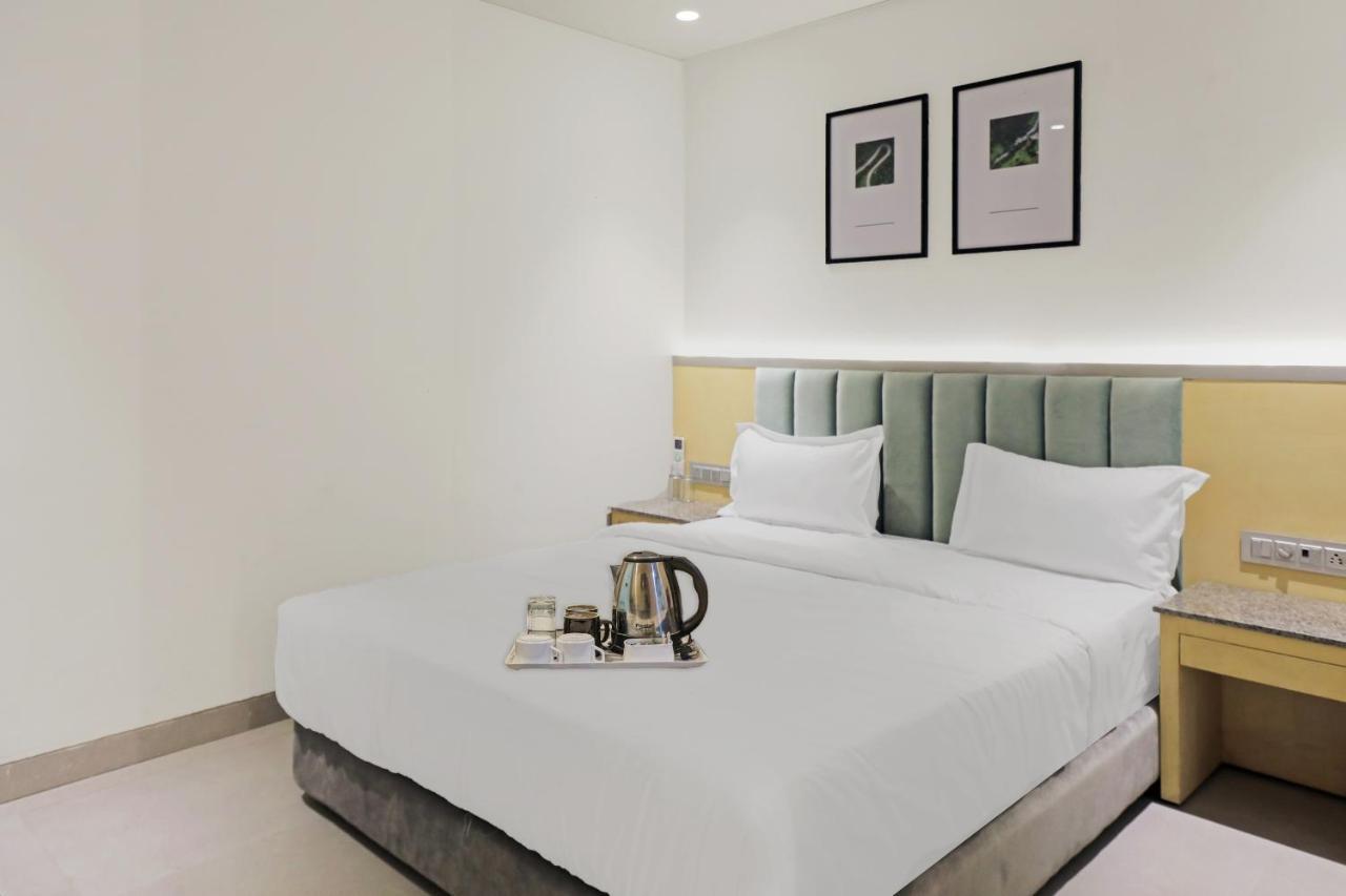 Fabhotel Oasis Yellow Courtyard Bhopal Extérieur photo