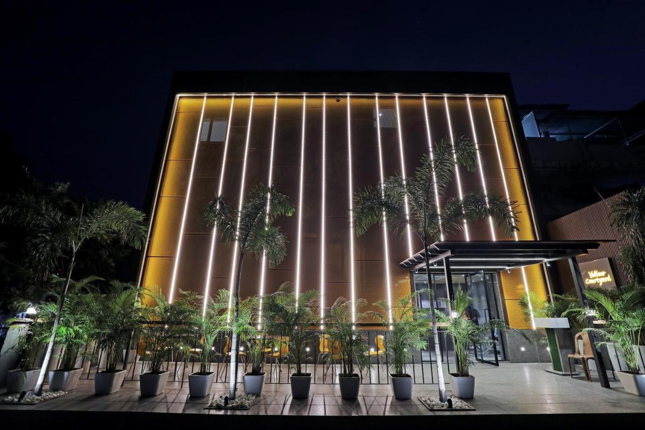 Fabhotel Oasis Yellow Courtyard Bhopal Extérieur photo